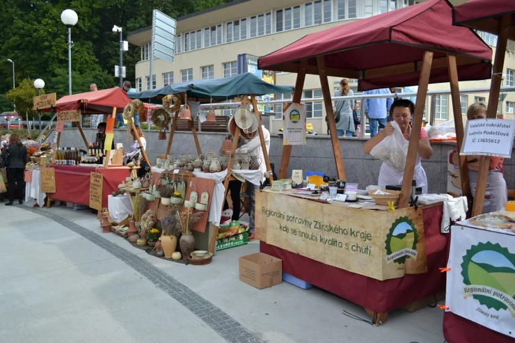 MojeTrhy.cz: Zahájení lázeňské sezóny - Karlovy Vary